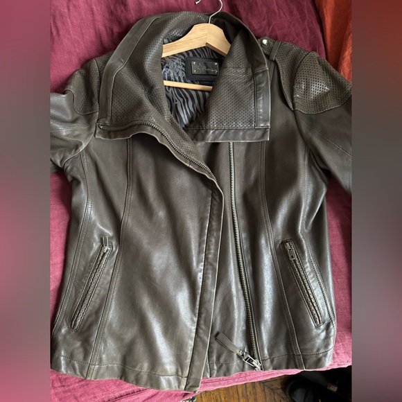 Mackage Dark Brown Leather Jacker Women’s Size L - Picture 14 of 16